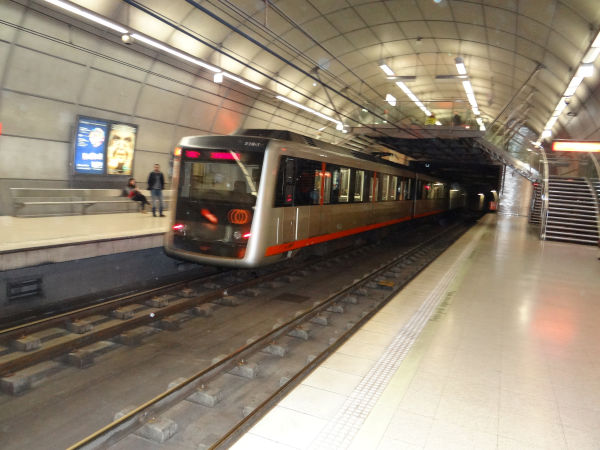 es-metrobilbao-519-cascoviejo-040513-full.jpg