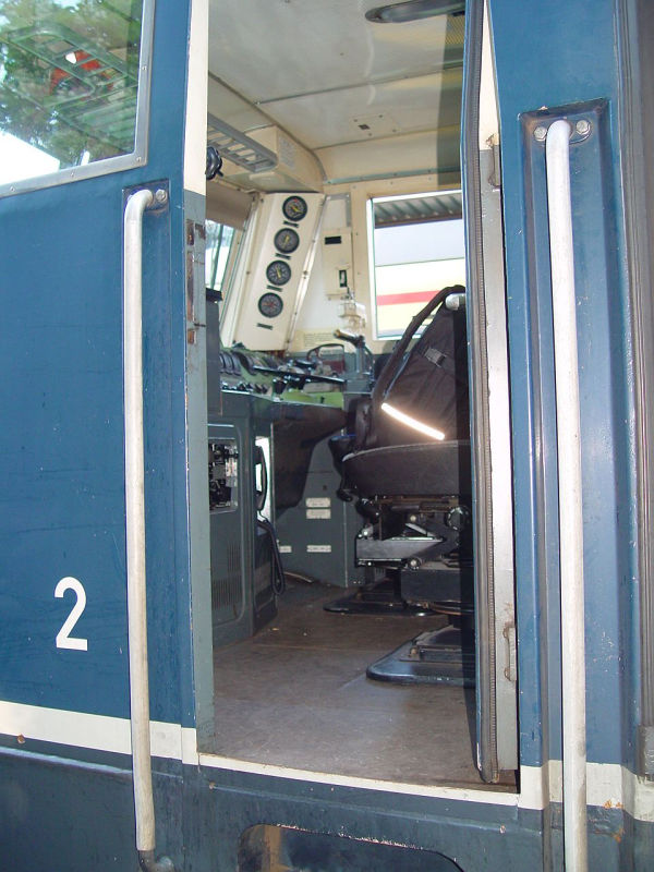 de-db-br181altblau-karlsruhe-200704-pic2-full.jpg